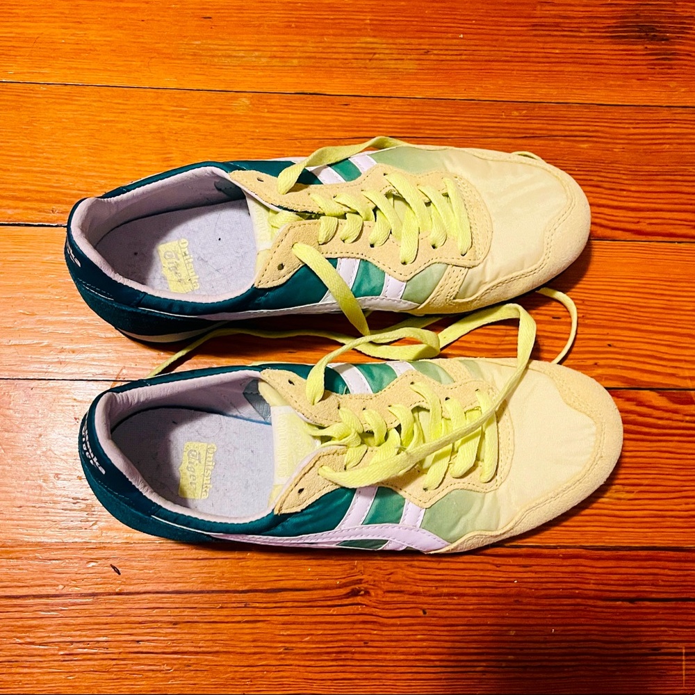 Onitsuka Tiger - Serrano Size 6.5 Men - Yellow to Blue-Green Ombré - Never Worn